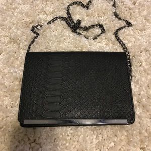 Massimo Black crossbody purse